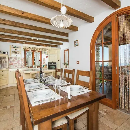 Marina Villa Veprinac