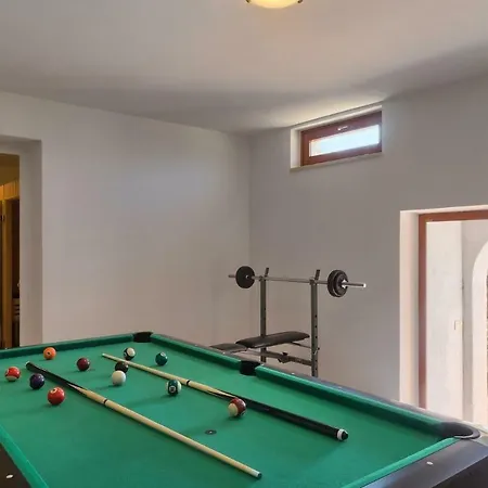 Marina Villa *