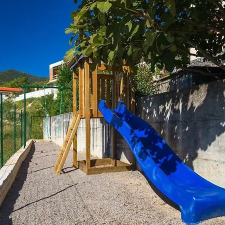 Marina Villa