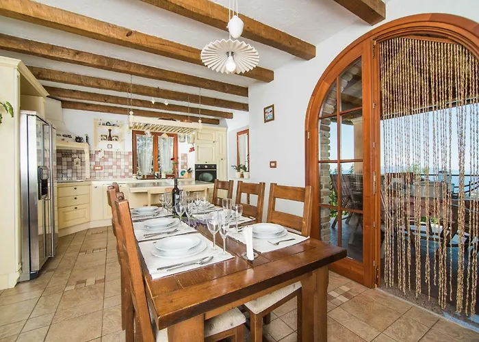 Marina Villa Veprinac