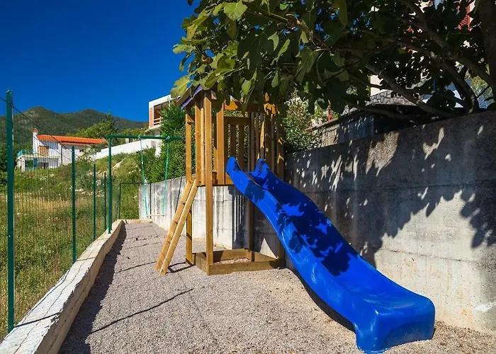 Marina Villa